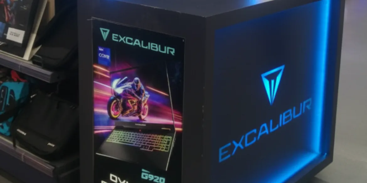 Casper Cep Telefonu Teşhir Standı