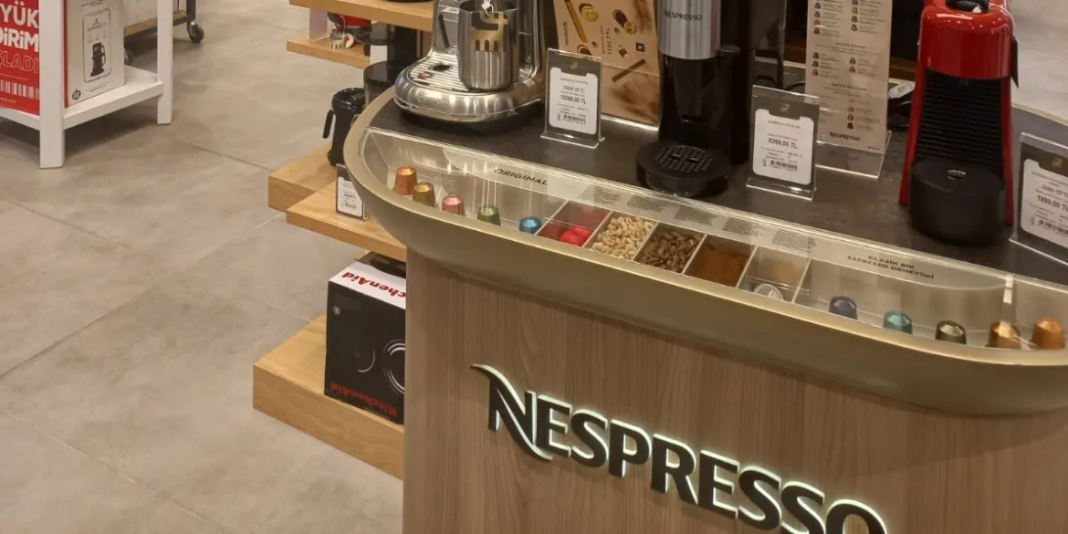 Nespresso Tadım Alanı ve POP Görseli
