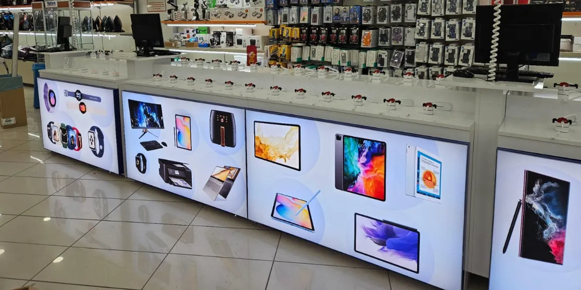 Vatan Bilgisayar Mağaza İçi Reyon Giydirme Uygulaması